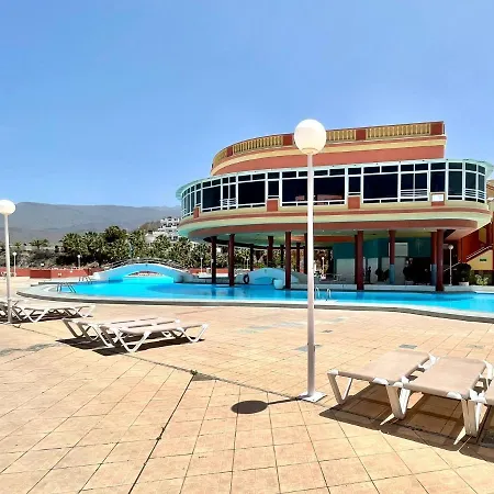 Cozy One Bedroom Apartment, Wifi,Ocean View,Tenerife Lägenhet *
