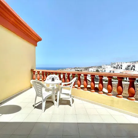 Cozy One Bedroom Apartment, Wifi,Ocean View,Tenerife Lägenhet *