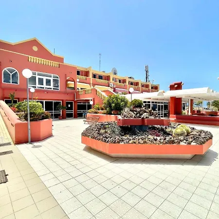 Cozy One Bedroom Apartment, Wifi,Ocean View,Tenerife Apartment