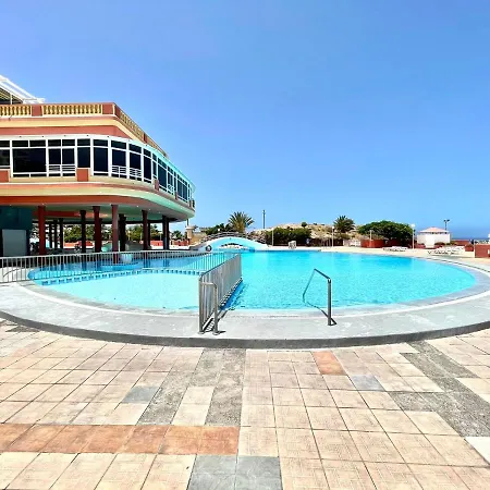 Cozy One Bedroom Apartment, Wifi,Ocean View,Tenerife Lägenhet *