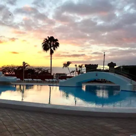 Cozy One Bedroom Apartment, Wifi,Ocean View,Tenerife Lägenhet